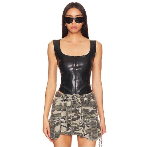superdown Dresses & Skirts - $70 NWOT superdown iskra denim mini skirt in camo, XXS